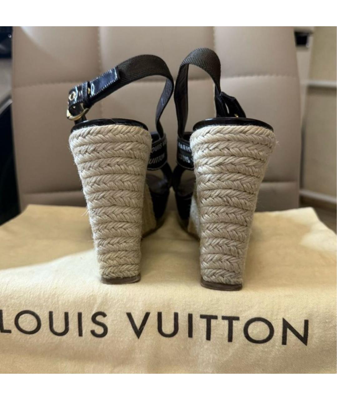 LOUIS VUITTON Коричневые кожаные босоножки, фото 4