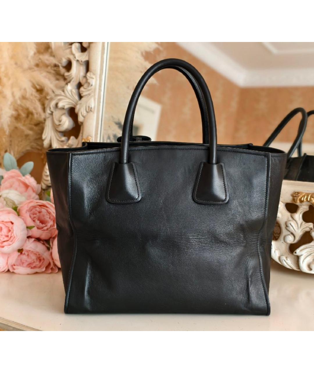 PRADA Черная кожаная сумка тоут, фото 3