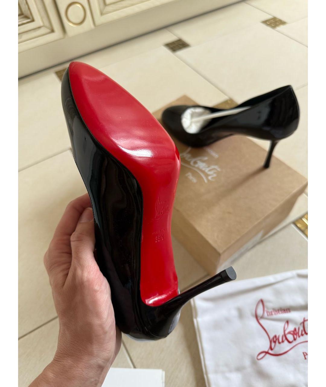 CHRISTIAN LOUBOUTIN Черные туфли из лакированной кожи, фото 8