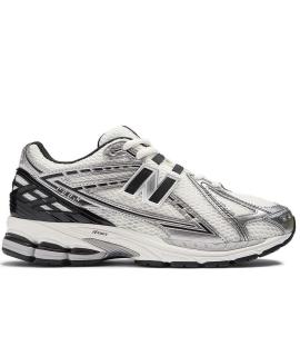 NEW BALANCE Низкие кроссовки / кеды
