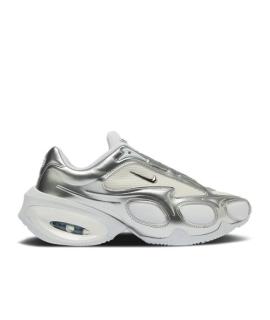 NIKE Кроссовки