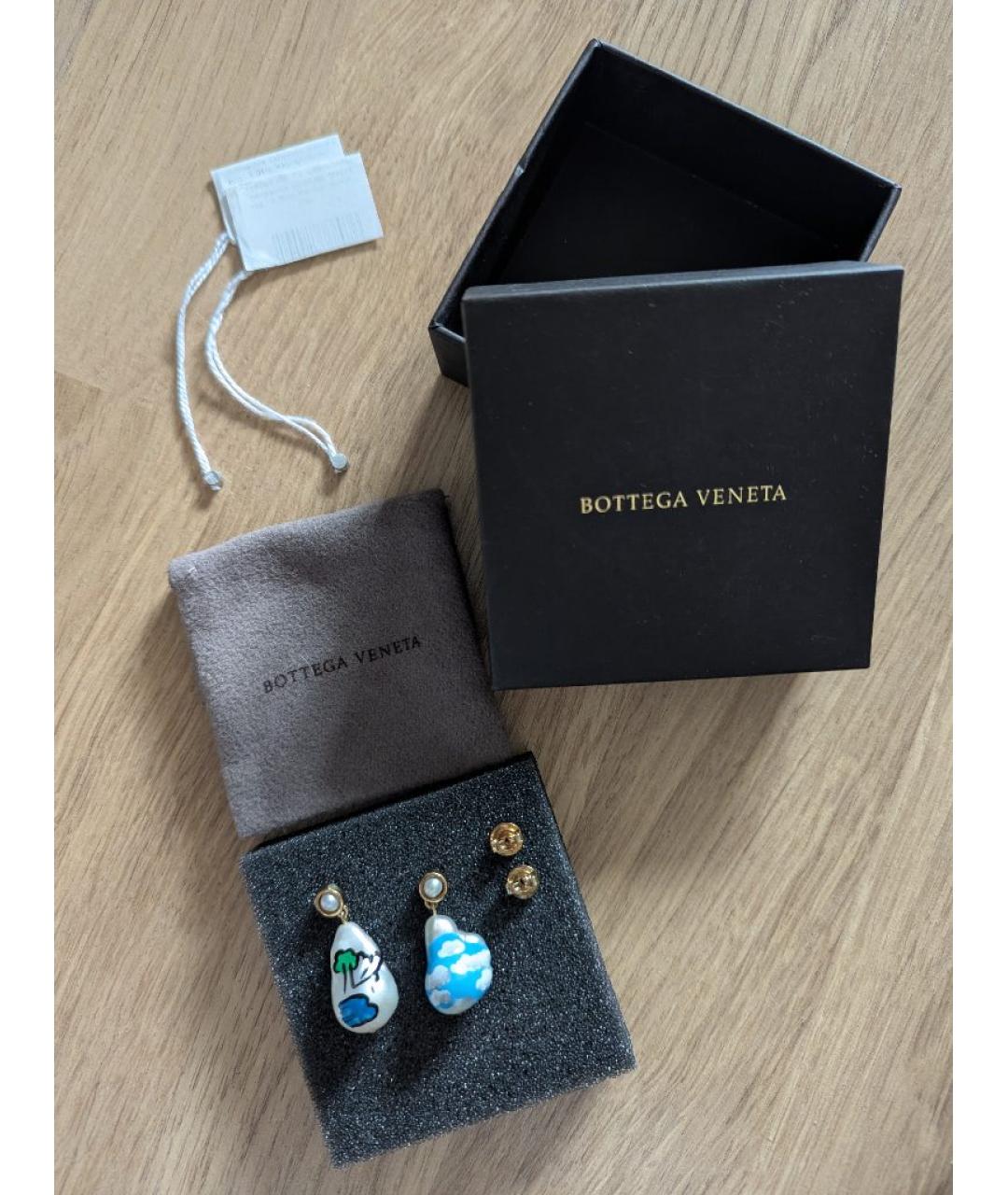 BOTTEGA VENETA Белые жемчужные серьги, фото 2