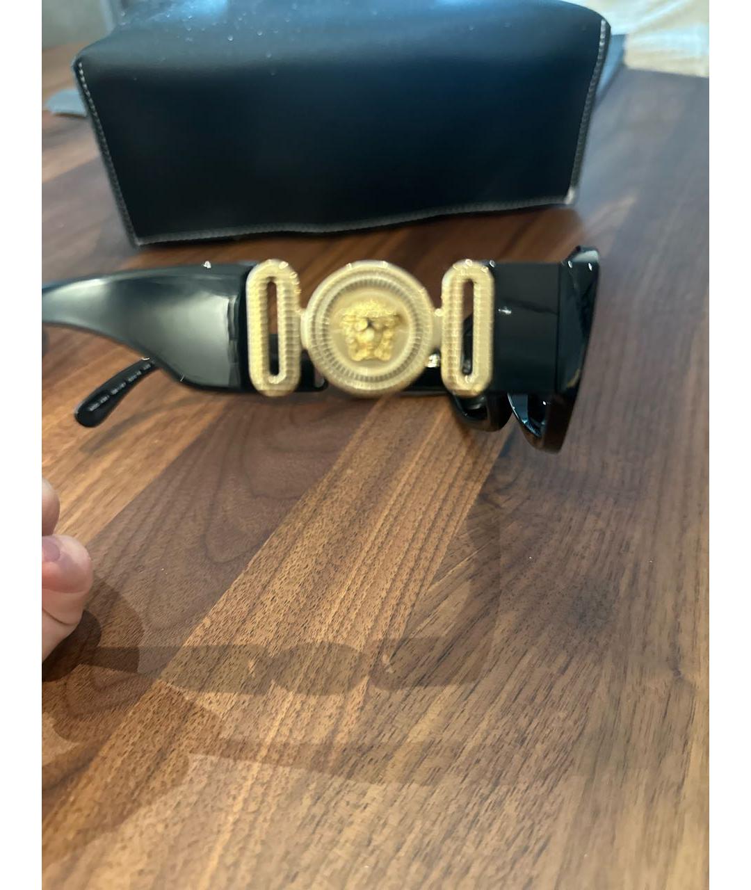VERSACE Черные пластиковые солнцезащитные очки, фото 4