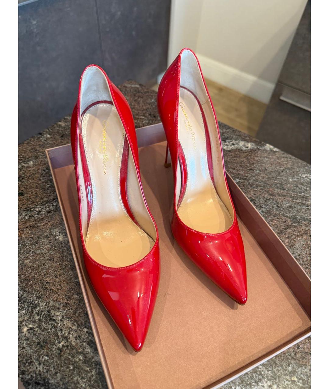 GIANVITO ROSSI Красные кожаные туфли, фото 2