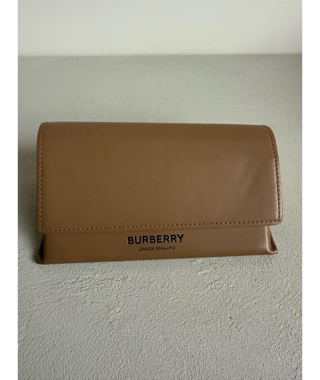 BURBERRY Черные пластиковые солнцезащитные очки, фото 4