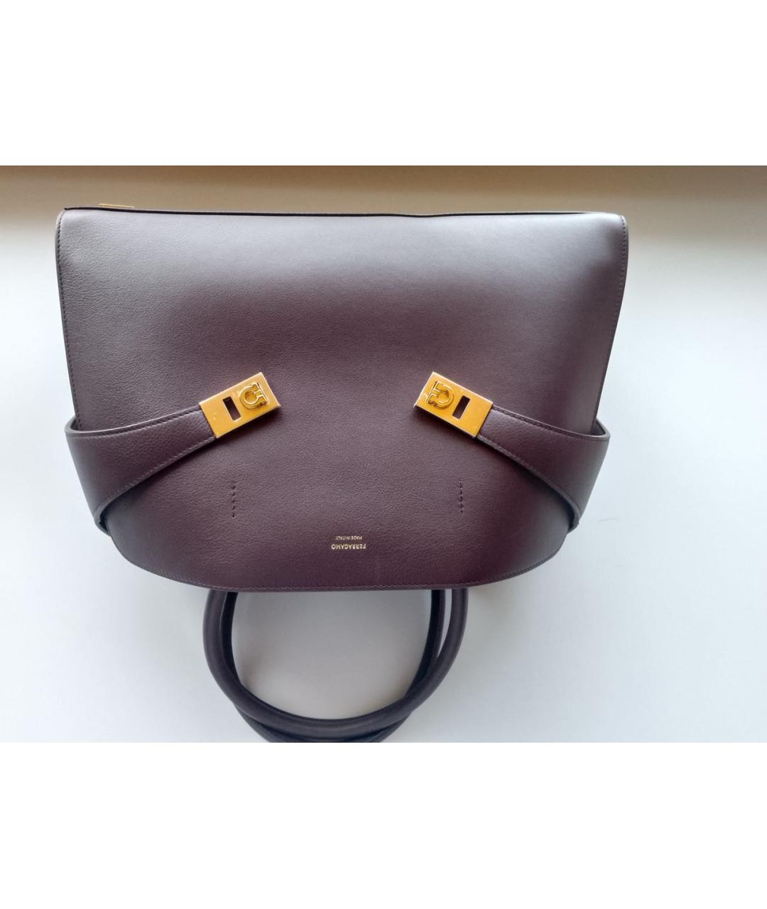 FERRAGAMO Бордовая кожаная сумка тоут, фото 5