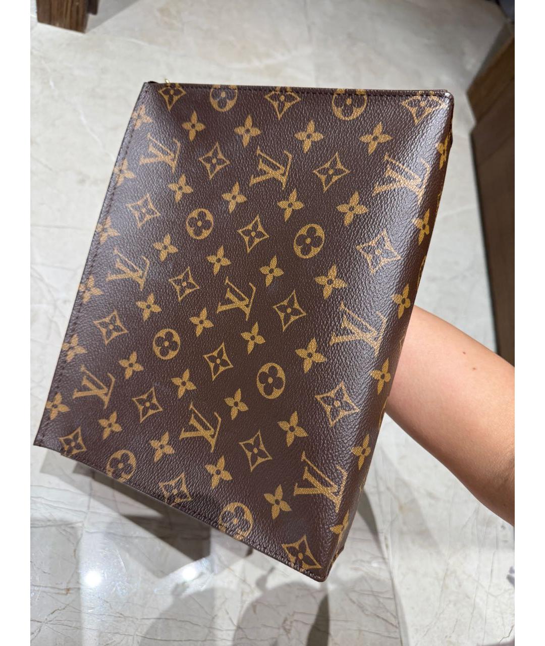 LOUIS VUITTON Коричневая косметичка, фото 3