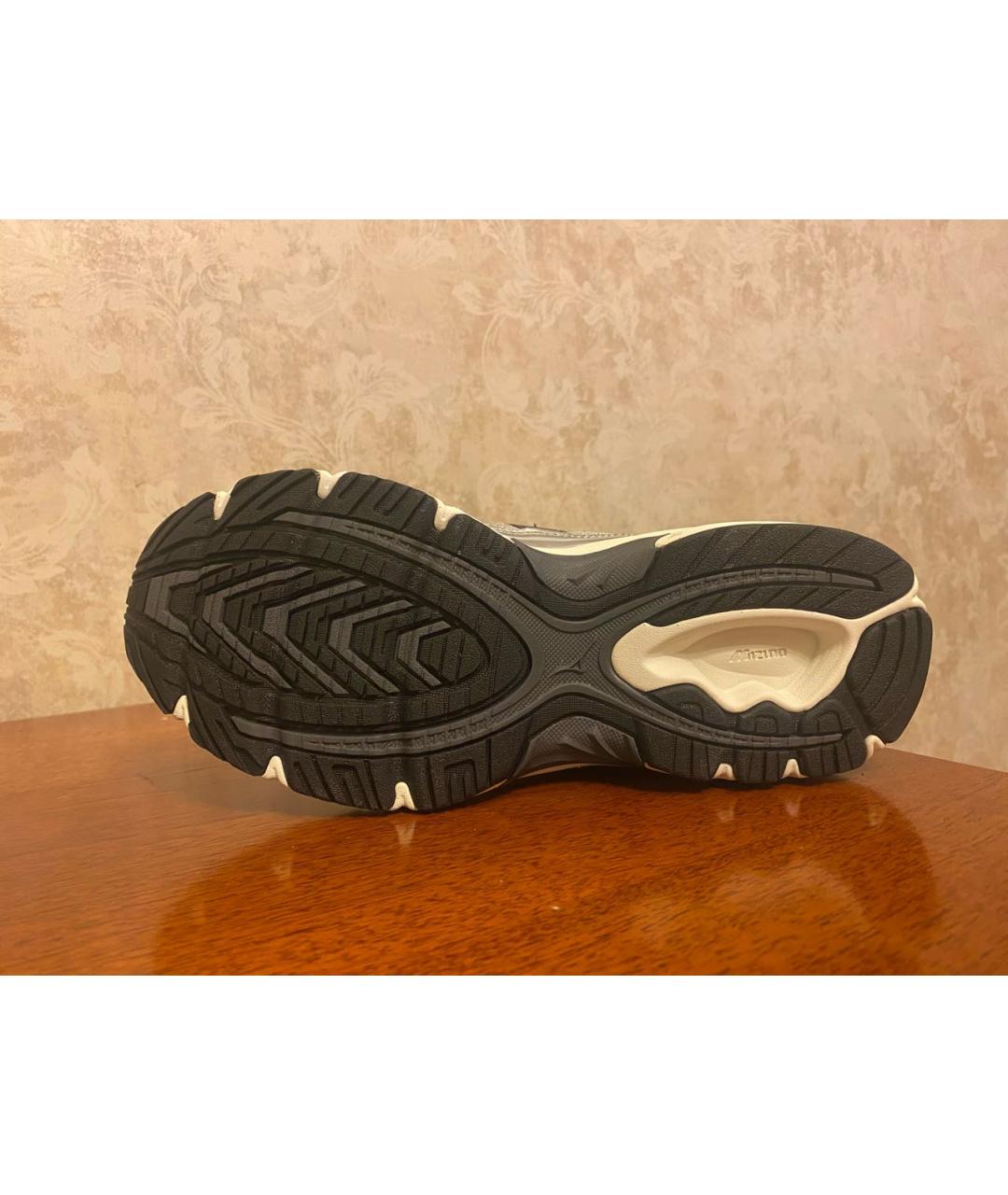 MIZUNO Серебряные низкие кроссовки / кеды из лакированной кожи, фото 8