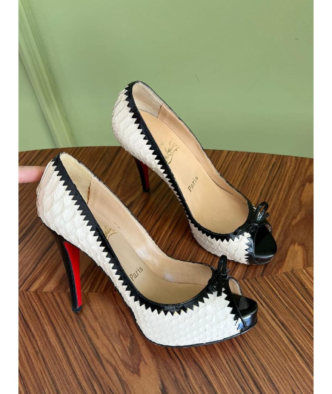CHRISTIAN LOUBOUTIN Белые кожаные туфли, фото 8