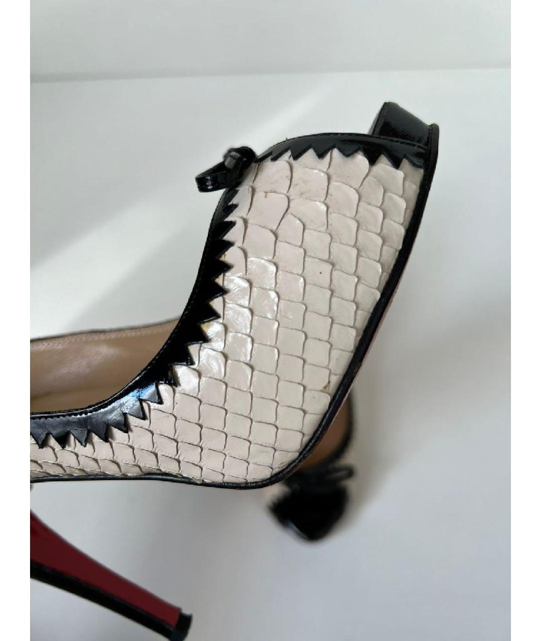 CHRISTIAN LOUBOUTIN Белые кожаные туфли, фото 5