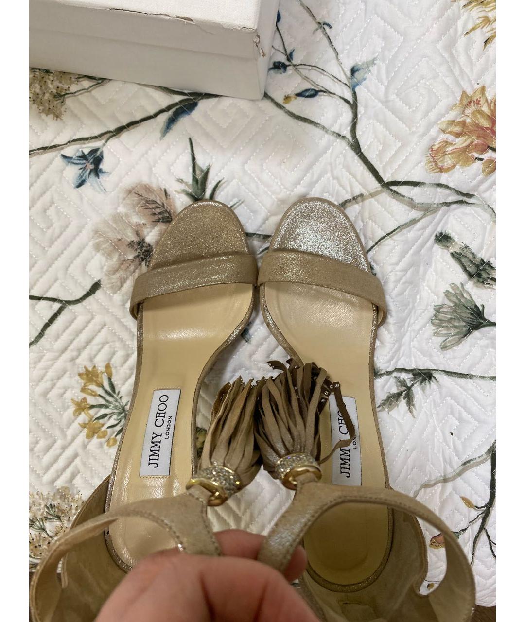 JIMMY CHOO Бежевые замшевые босоножки, фото 3