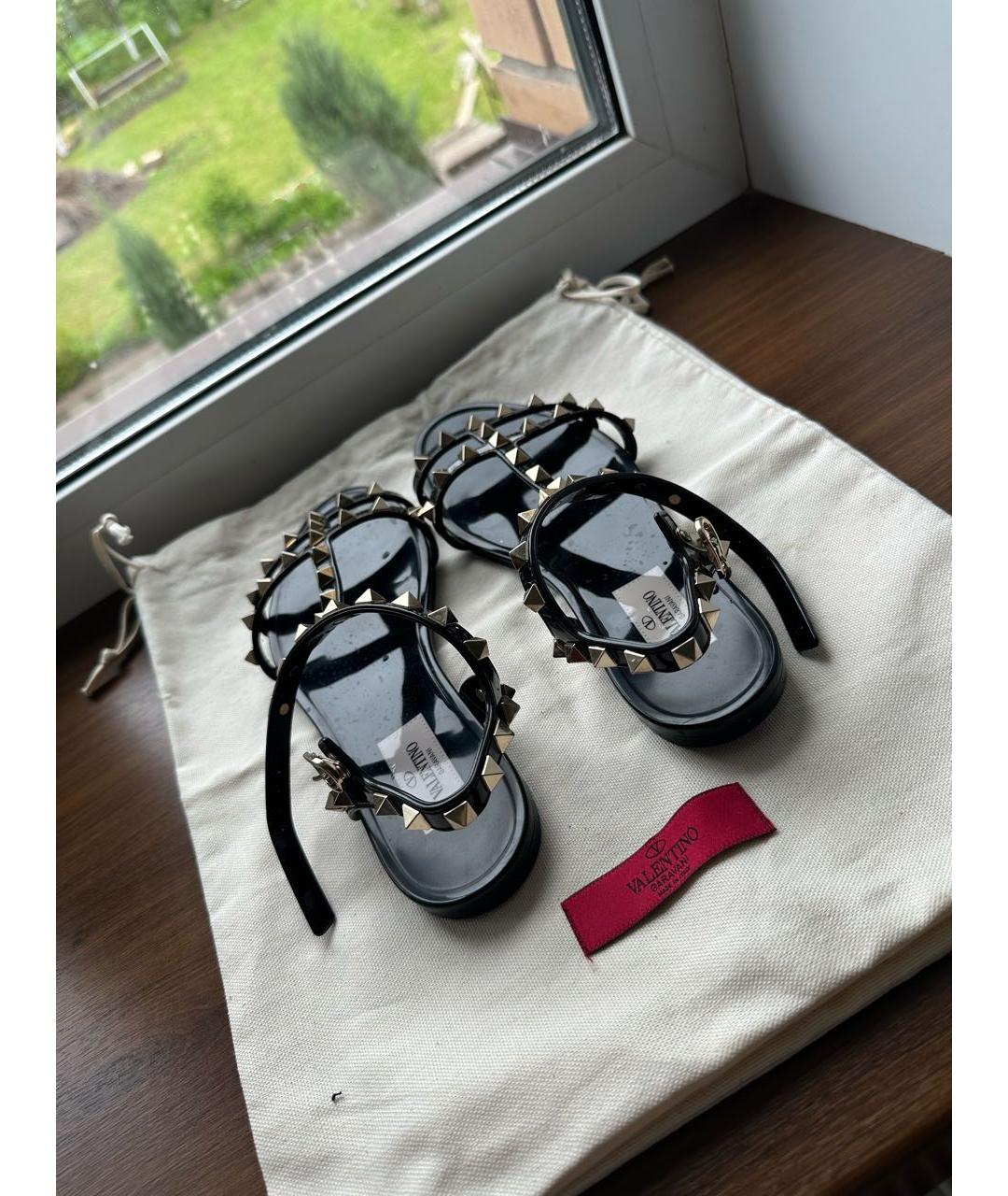 VALENTINO Черные кожаные босоножки, фото 3