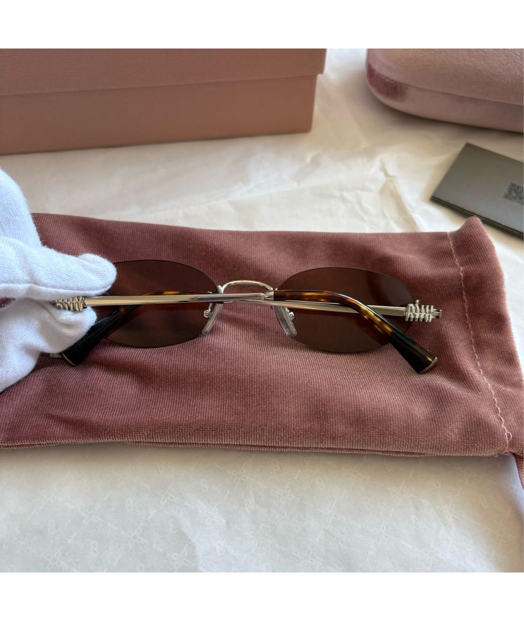 MIU MIU Коричневые металлические солнцезащитные очки, фото 4