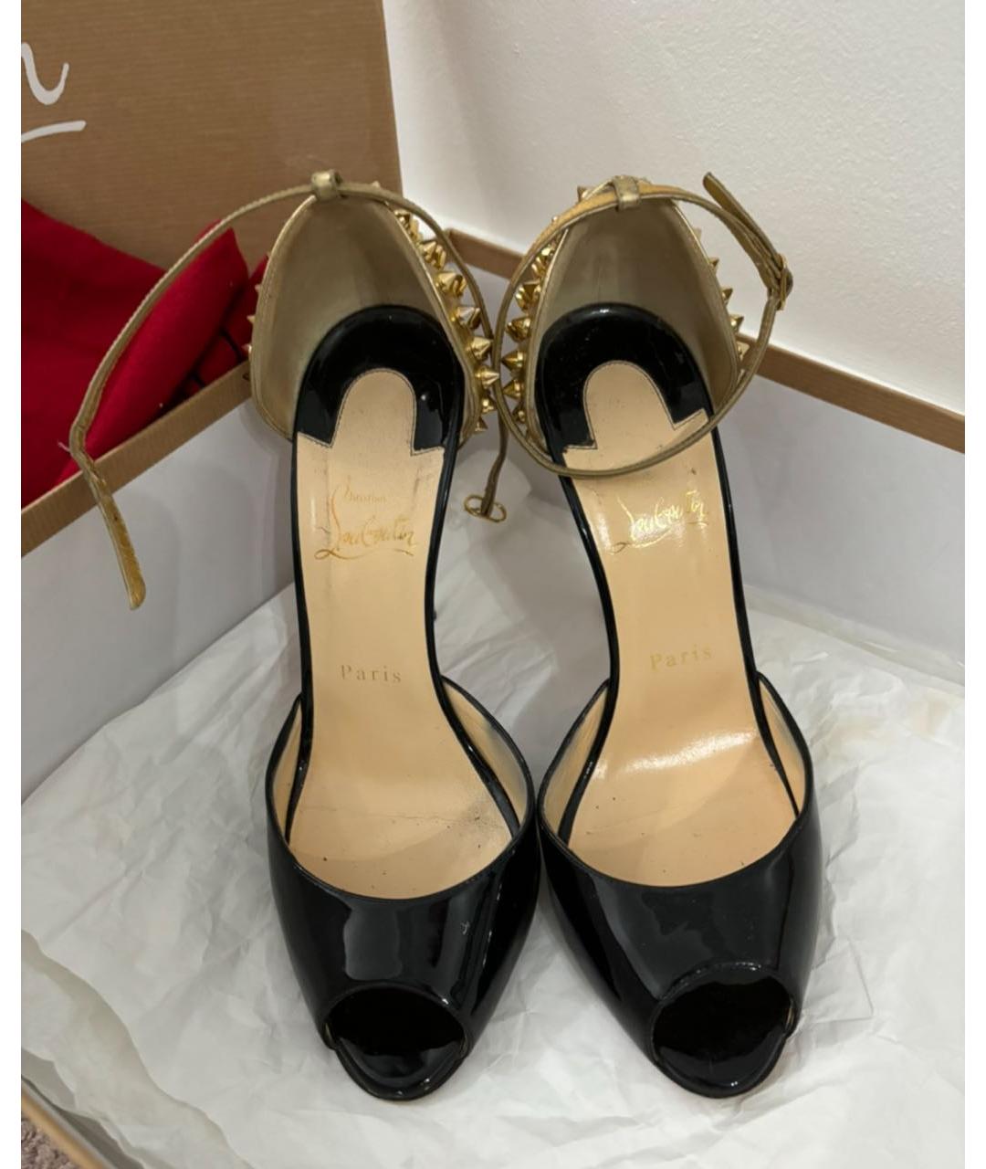 CHRISTIAN LOUBOUTIN Черные босоножки из лакированной кожи, фото 2