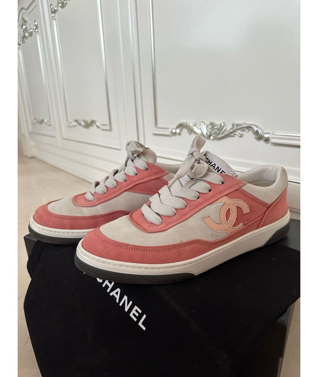 CHANEL Розовые замшевые кеды, фото 5
