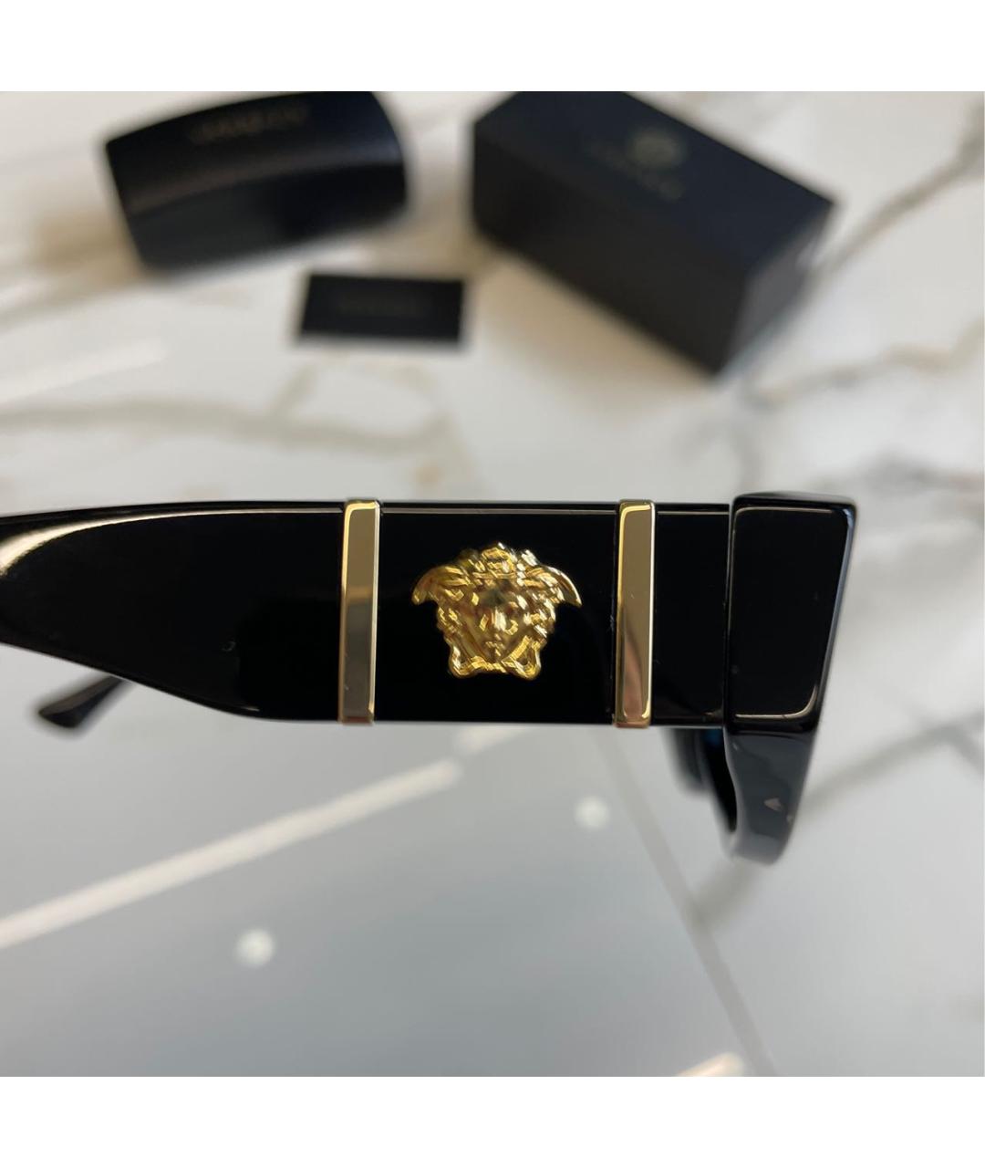 VERSACE Черные пластиковые солнцезащитные очки, фото 5
