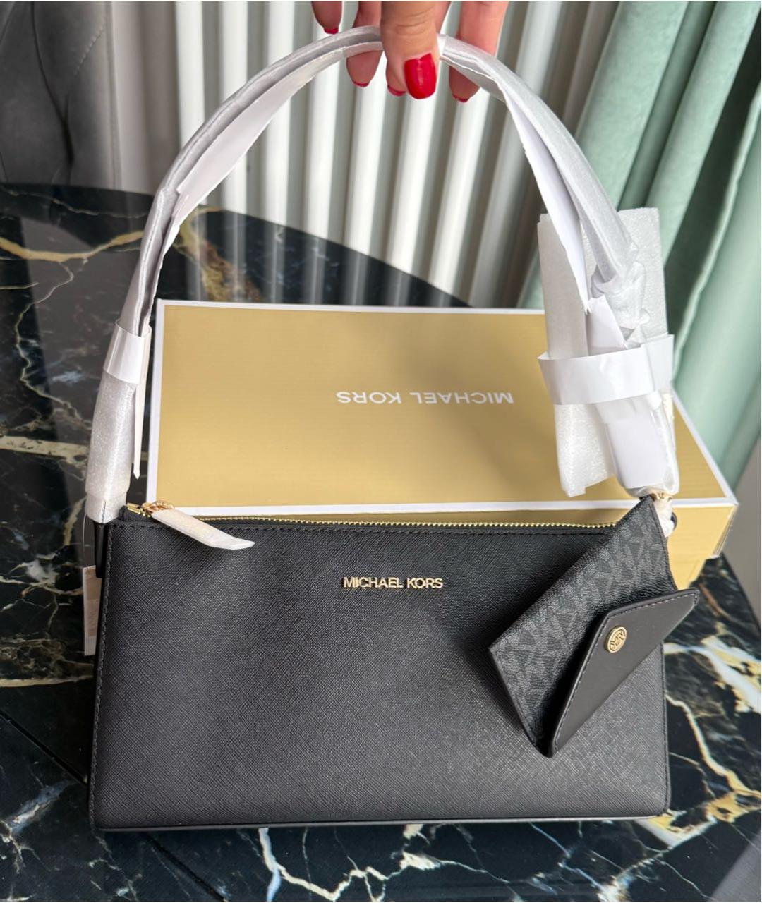 MICHAEL KORS Черная кожаная сумка с короткими ручками, фото 2