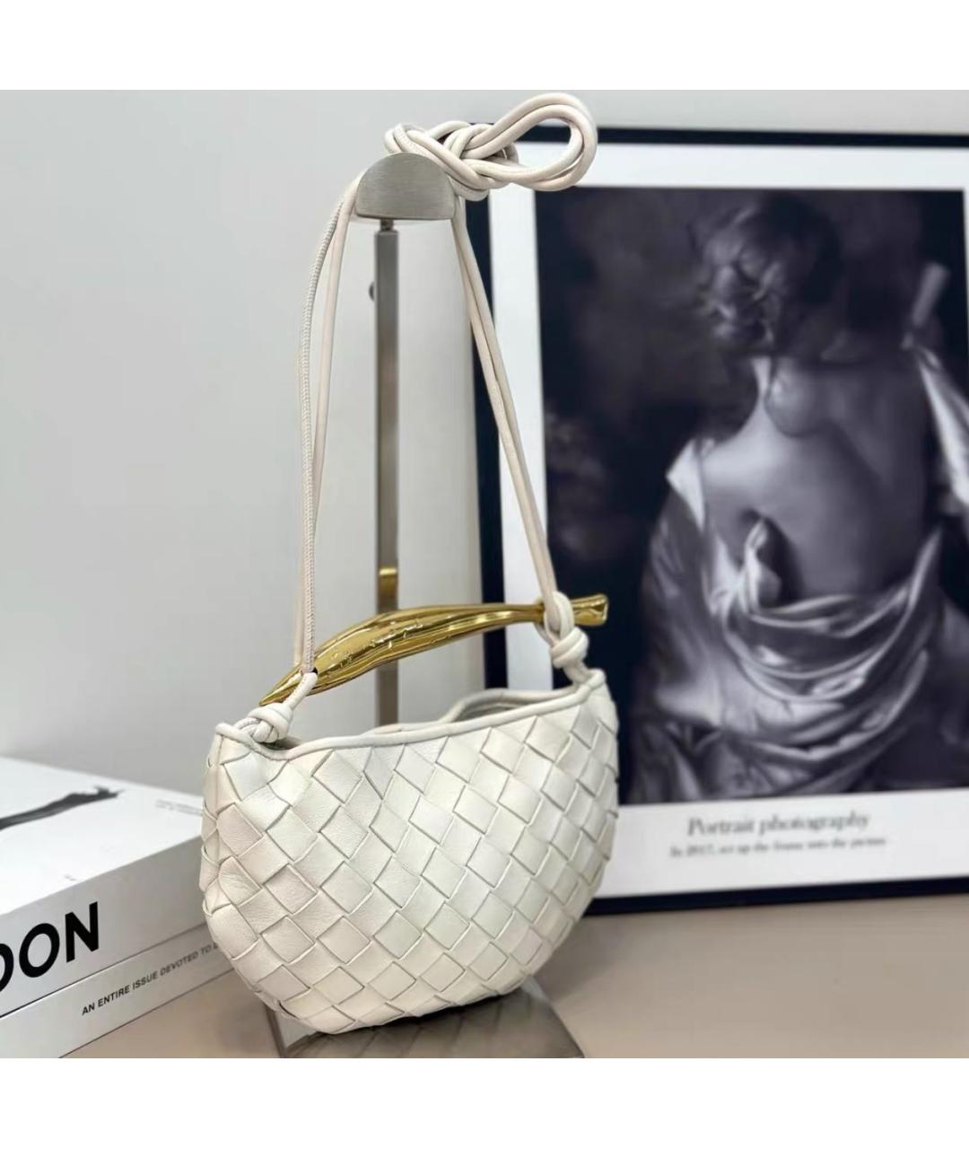 BOTTEGA VENETA Белая кожаная сумка через плечо, фото 3