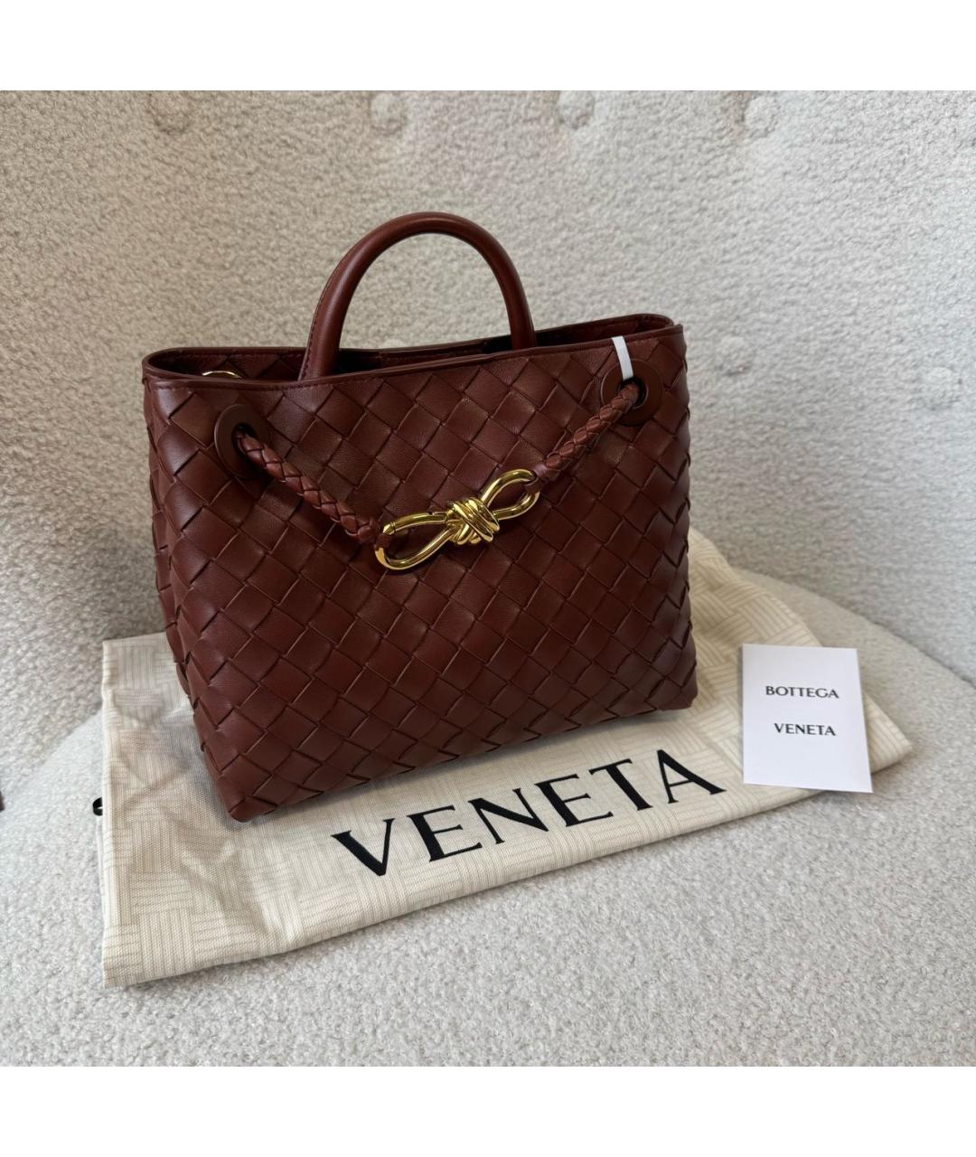 BOTTEGA VENETA Бордовая кожаная сумка с короткими ручками, фото 2
