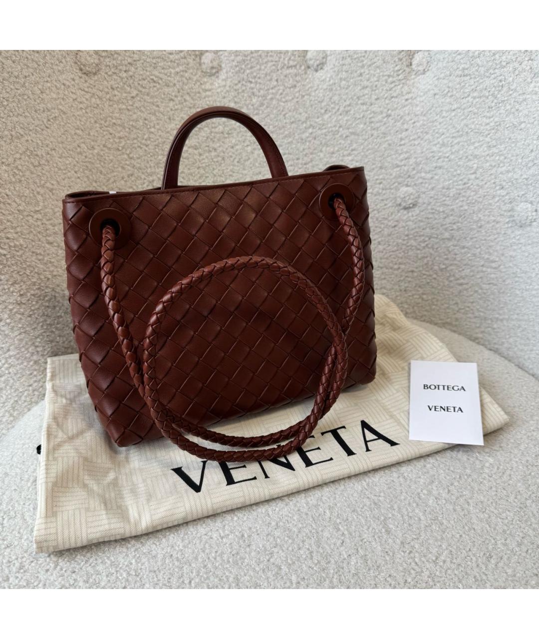 BOTTEGA VENETA Бордовая кожаная сумка с короткими ручками, фото 3