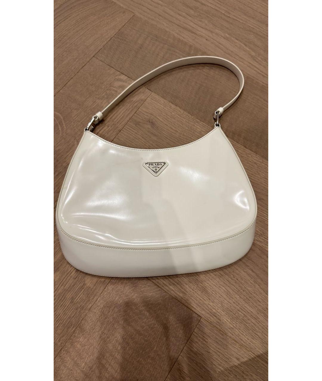 PRADA Белая сумка через плечо из лакированной кожи, фото 7
