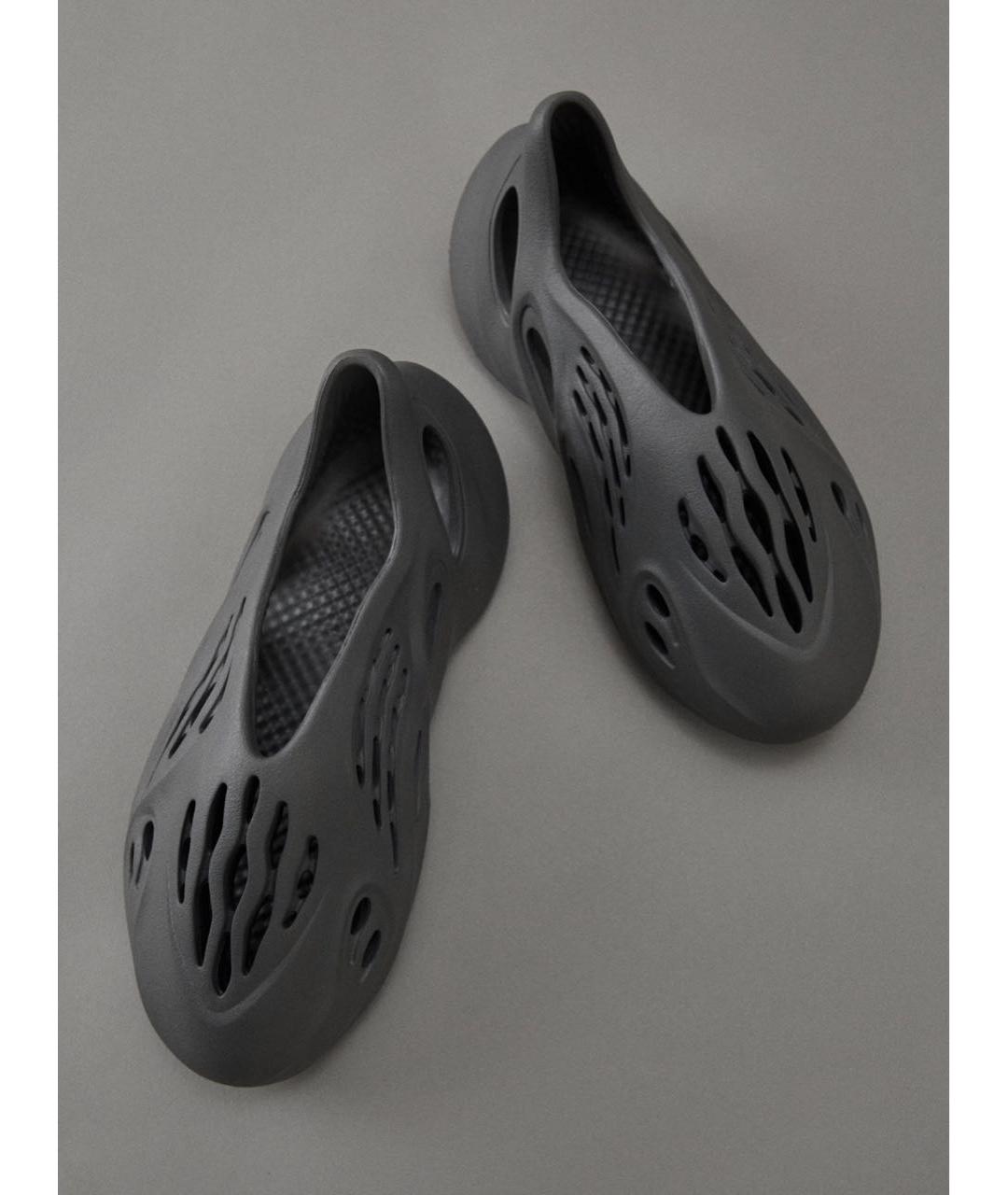 ADIDAS YEEZY Антрацитовые резиновые шлепанцы, фото 2