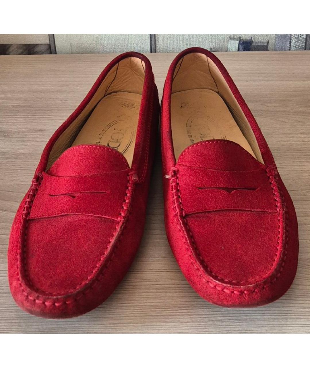 TOD'S Бордовые замшевые мокасины, фото 2