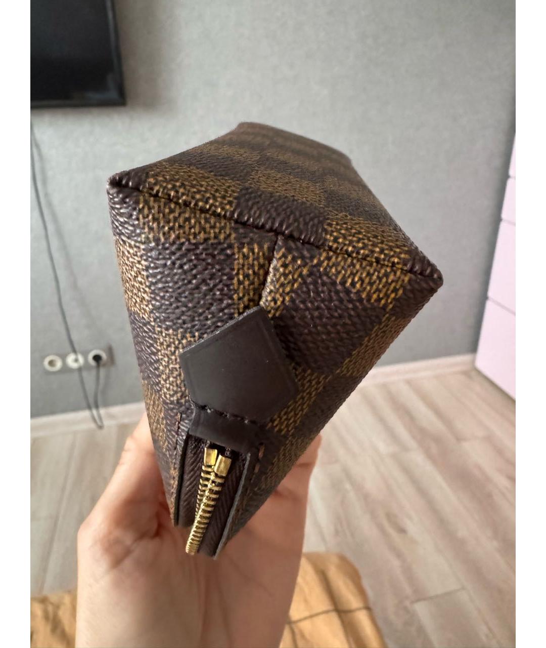 LOUIS VUITTON BEAUTY Коричневая кожаная косметичка, фото 3