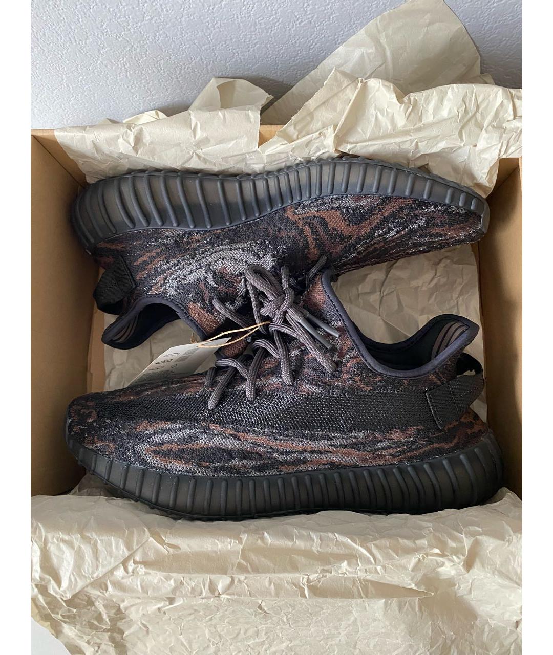 ADIDAS YEEZY Черные текстильные кроссовки, фото 2