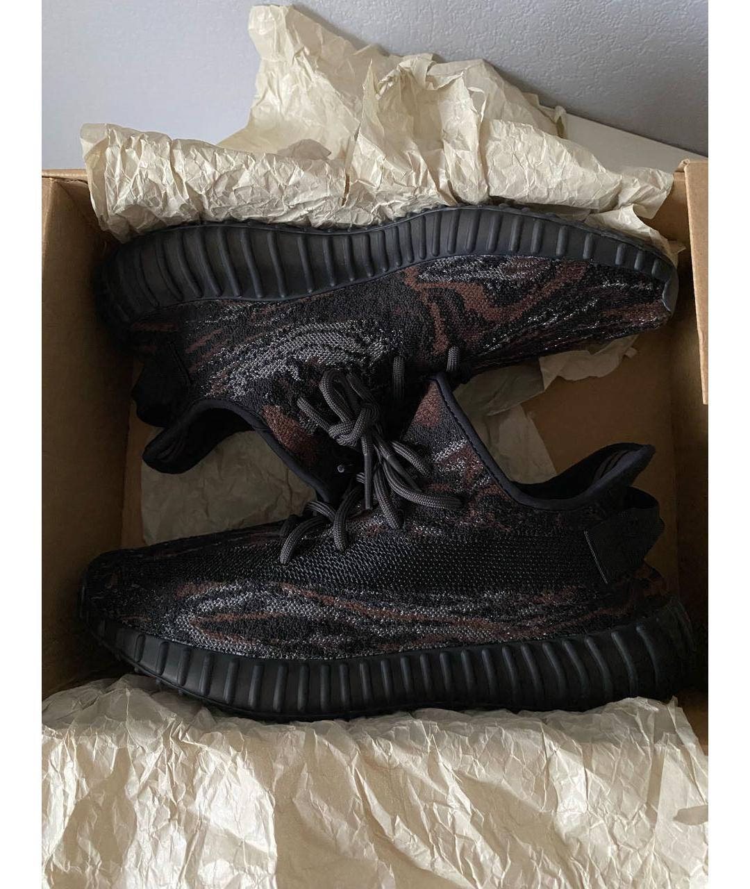 ADIDAS YEEZY Черные текстильные кроссовки, фото 2