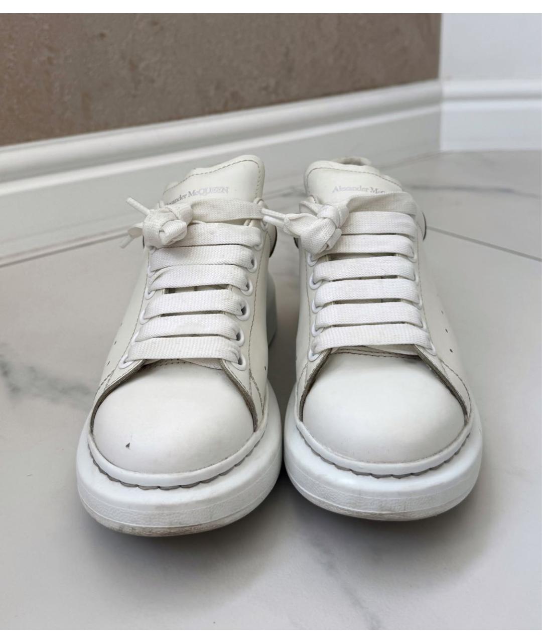 ALEXANDER MCQUEEN Белые кожаные кеды, фото 2