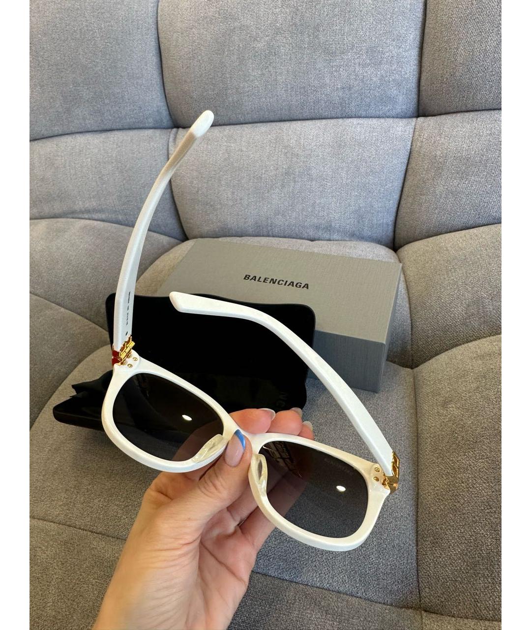 BALENCIAGA Белые пластиковые солнцезащитные очки, фото 3