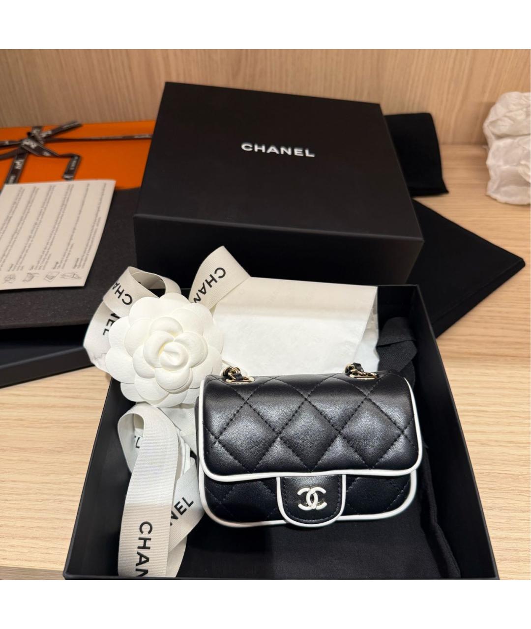 CHANEL Черная кожаная сумка через плечо, фото 2
