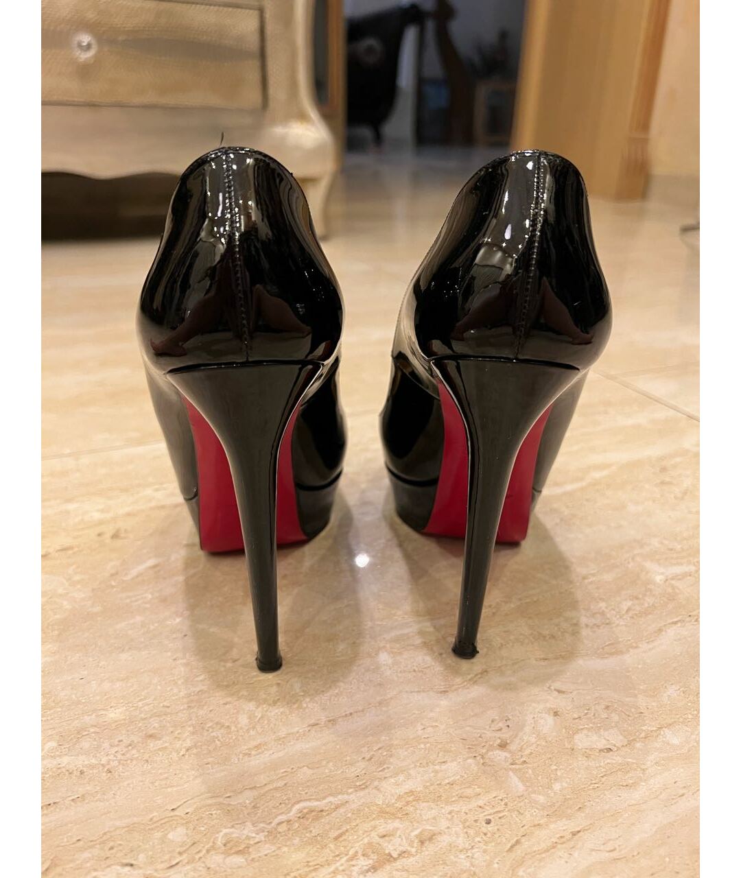 CHRISTIAN LOUBOUTIN Черные туфли из лакированной кожи, фото 4