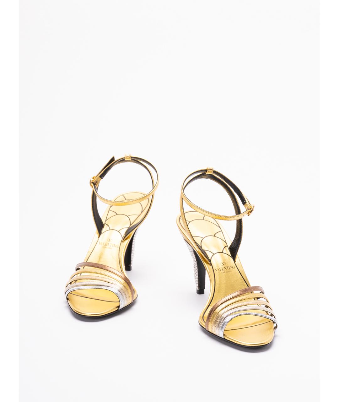 VALENTINO Золотые кожаные босоножки, фото 2
