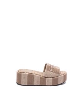 FENDI Шлепанцы