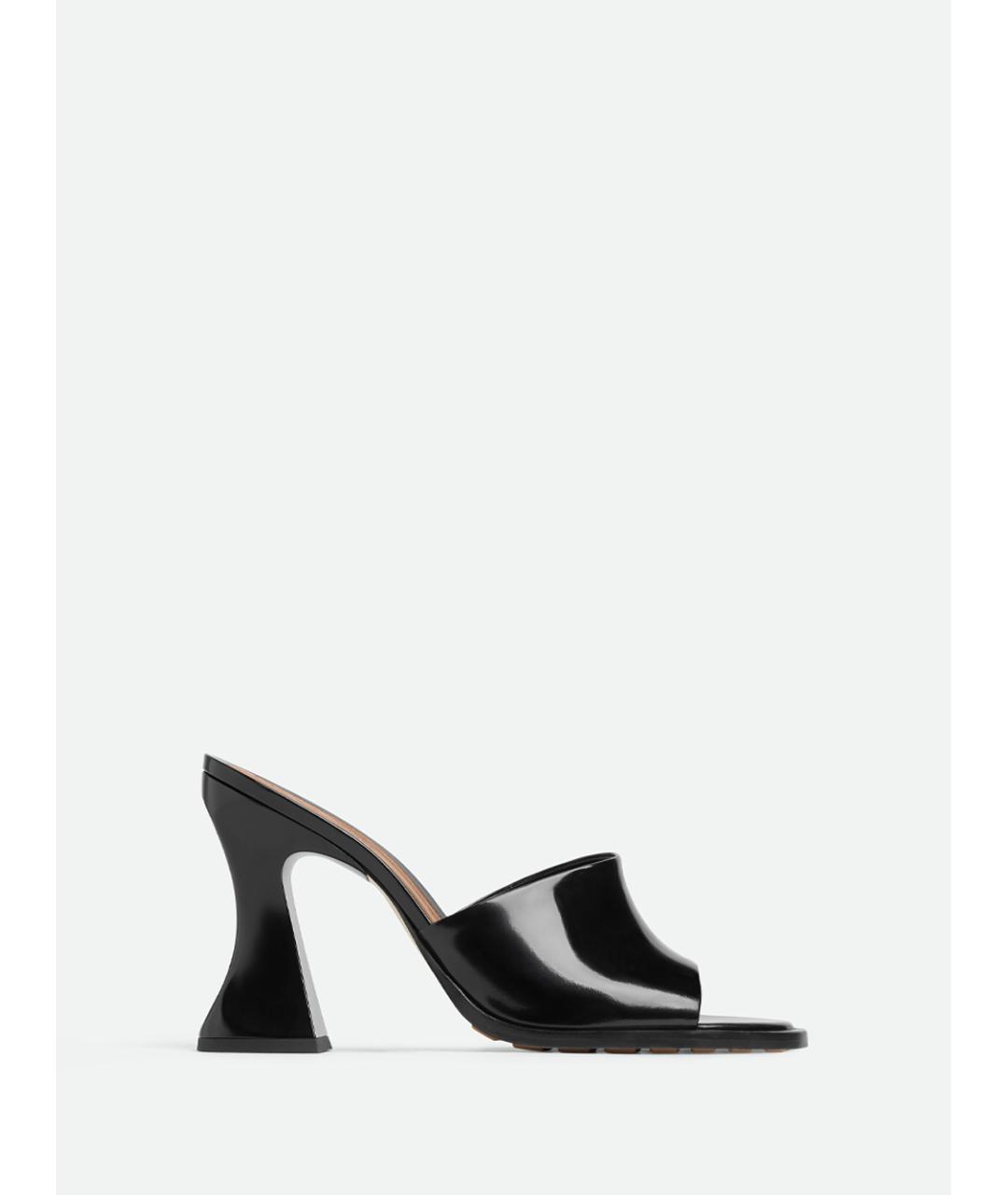 BOTTEGA VENETA Черные мюли из лакированной кожи, фото 5