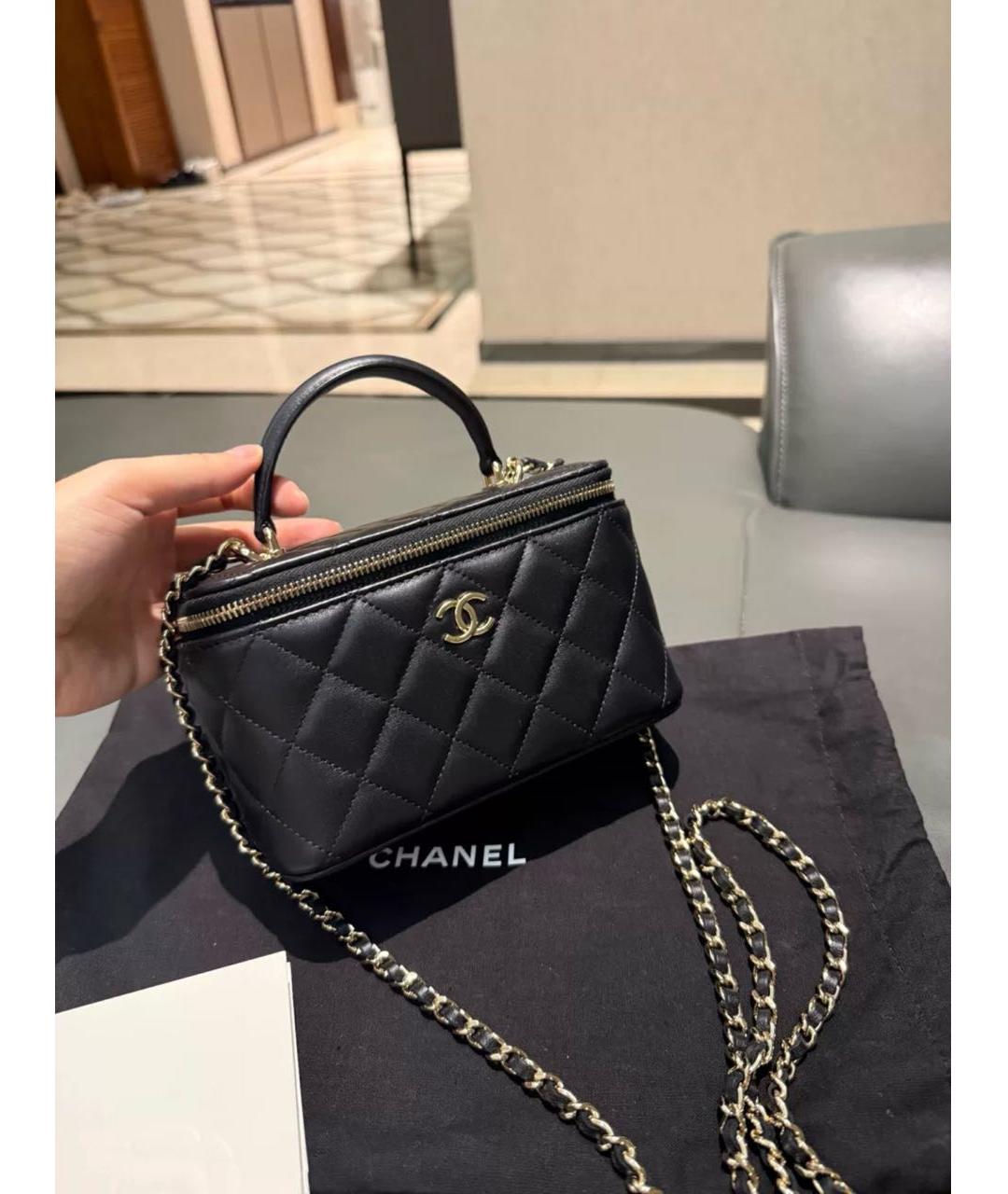 CHANEL Черная кожаная сумка с короткими ручками, фото 2