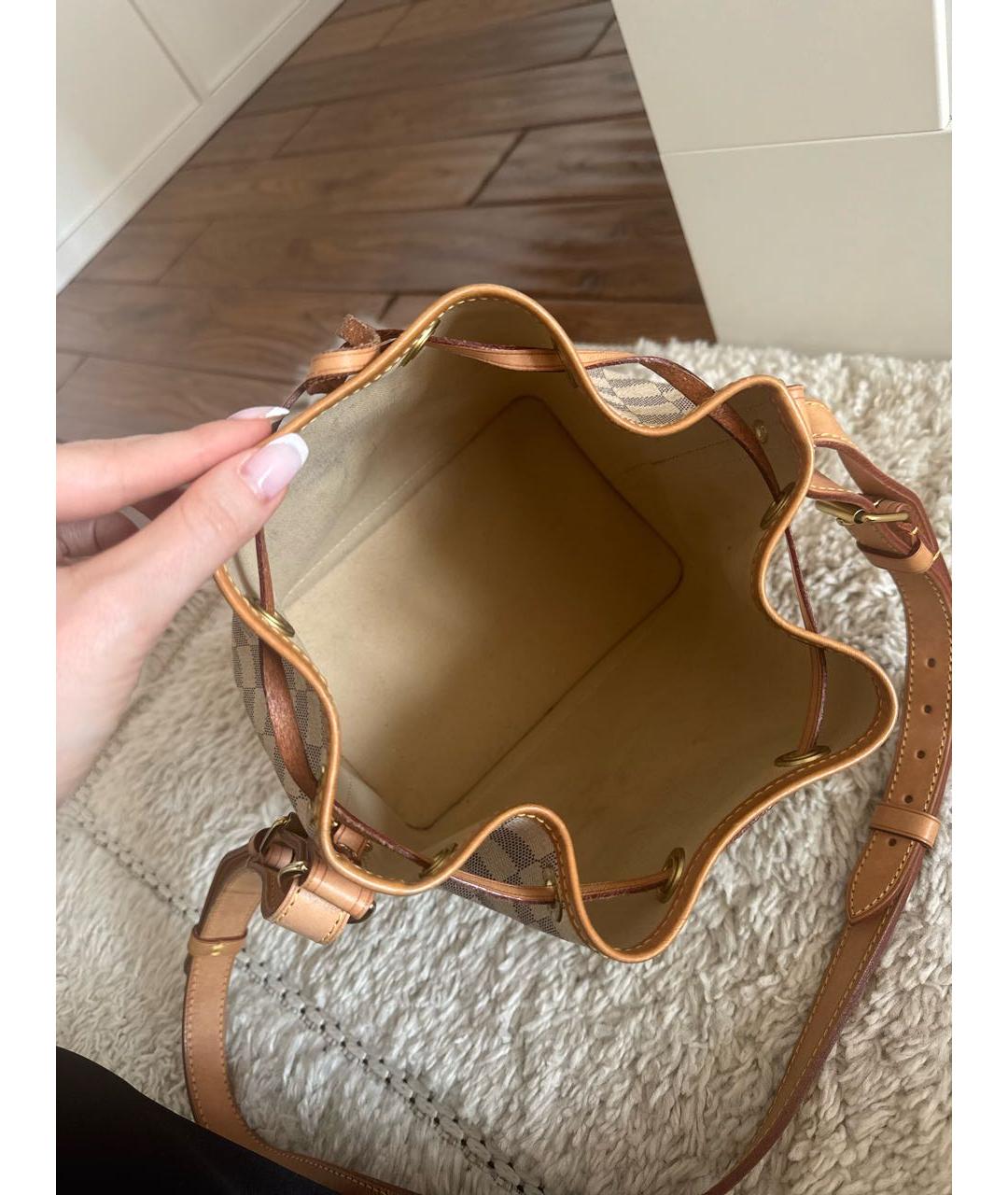 LOUIS VUITTON Белая сумка через плечо, фото 5