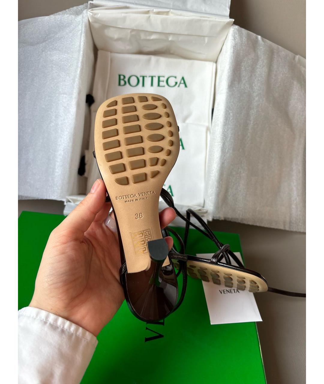 BOTTEGA VENETA Коричневые кожаные босоножки, фото 6