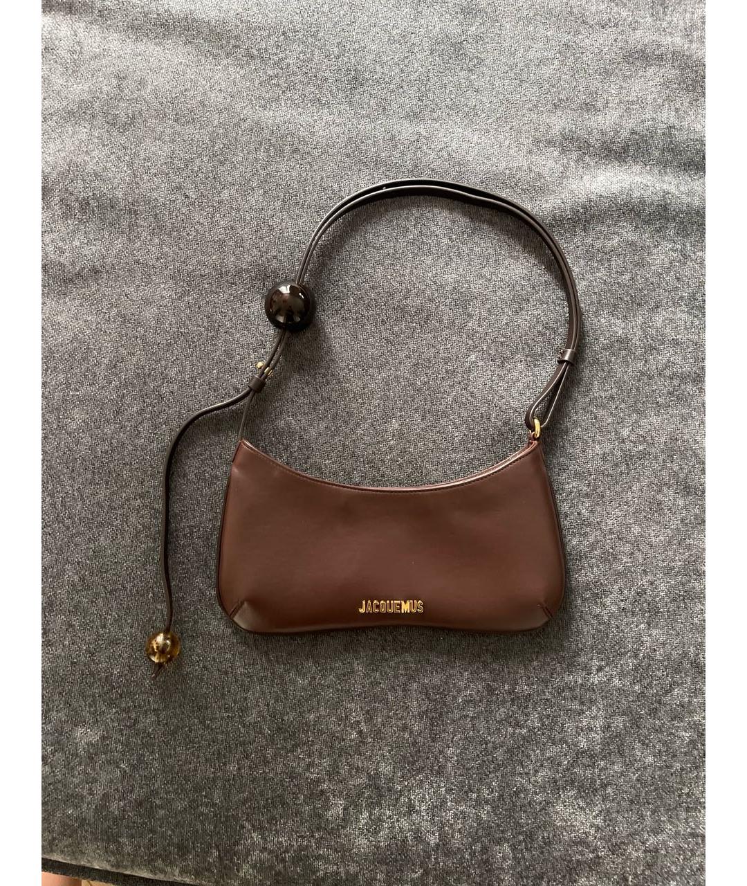 JACQUEMUS Коричневая кожаная сумка с короткими ручками, фото 5
