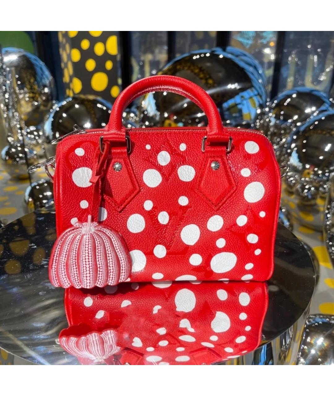 LOUIS VUITTON Красная сумка с короткими ручками, фото 6