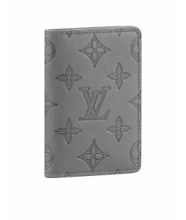LOUIS VUITTON Обложка/футляр