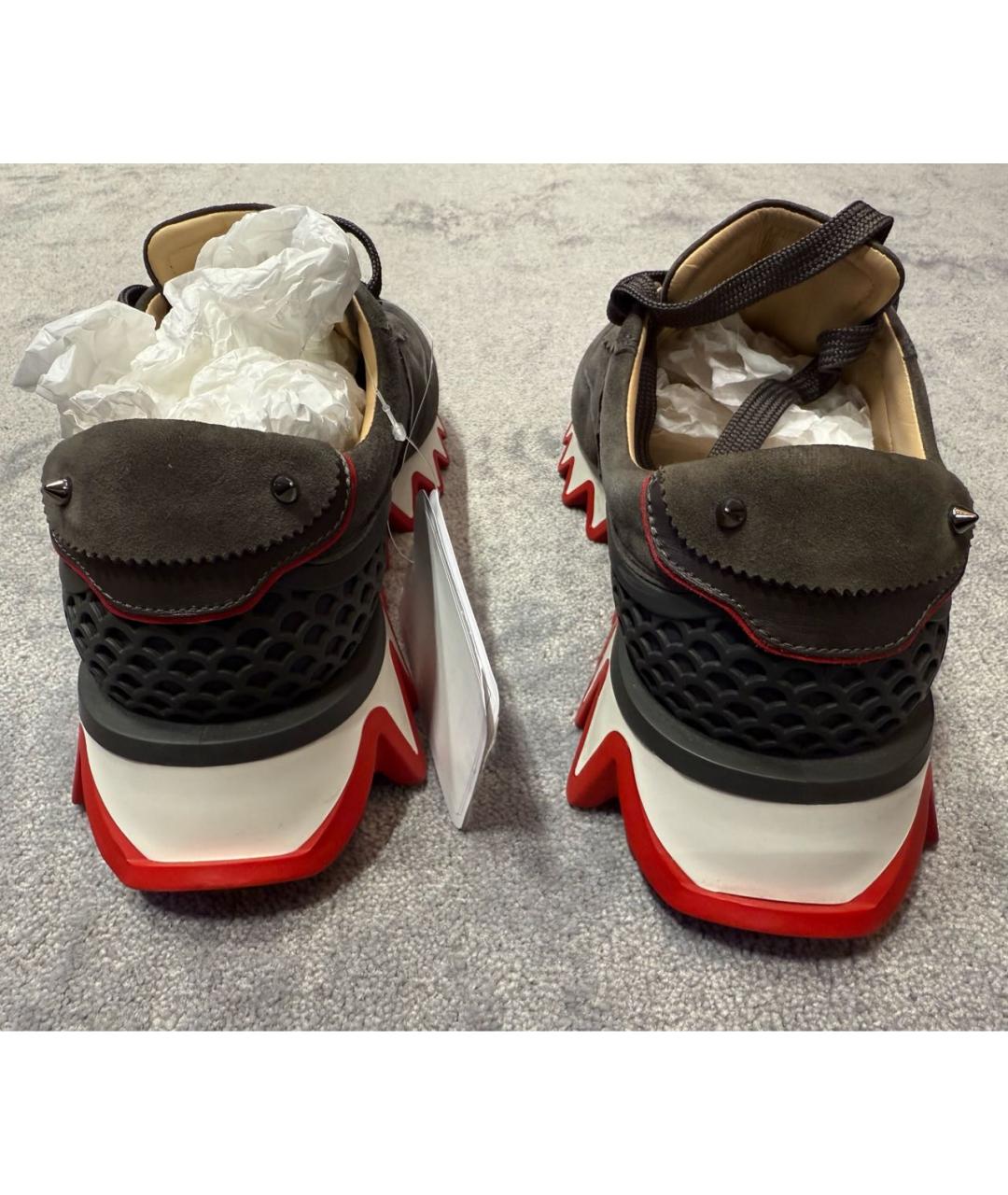 CHRISTIAN LOUBOUTIN Хаки замшевые низкие кроссовки / кеды, фото 4