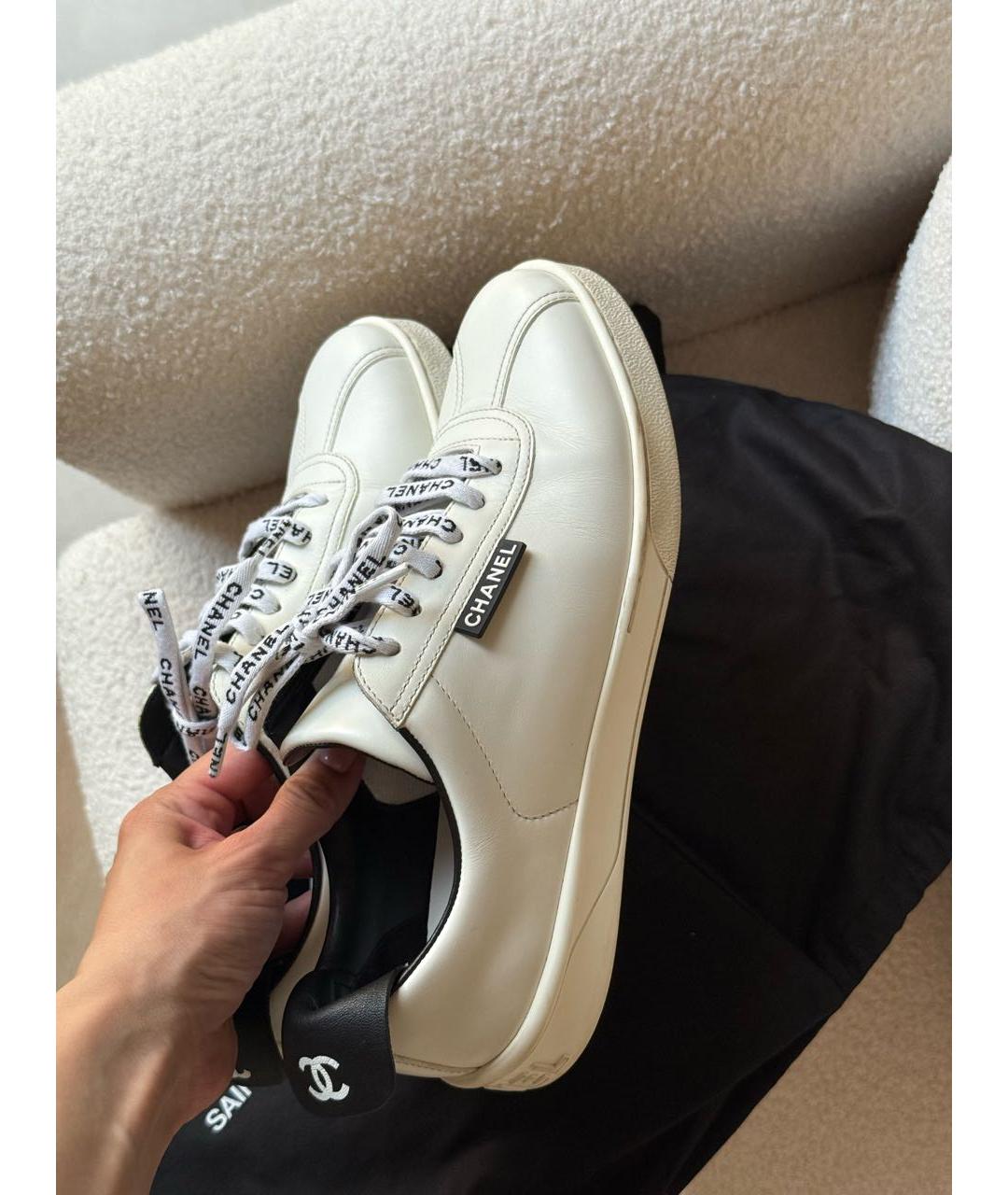 CHANEL Белые кожаные кеды, фото 6
