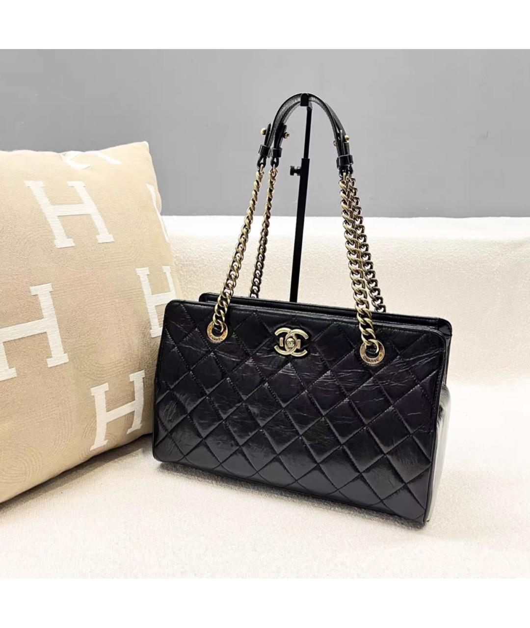 CHANEL Черная кожаная сумка тоут, фото 4