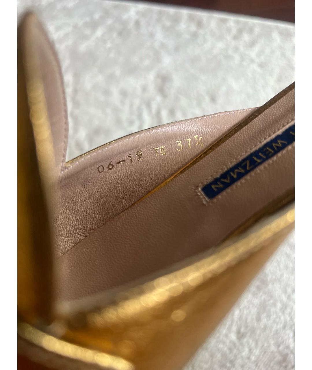 STUART WEITZMAN Золотые кожаные мюли, фото 5