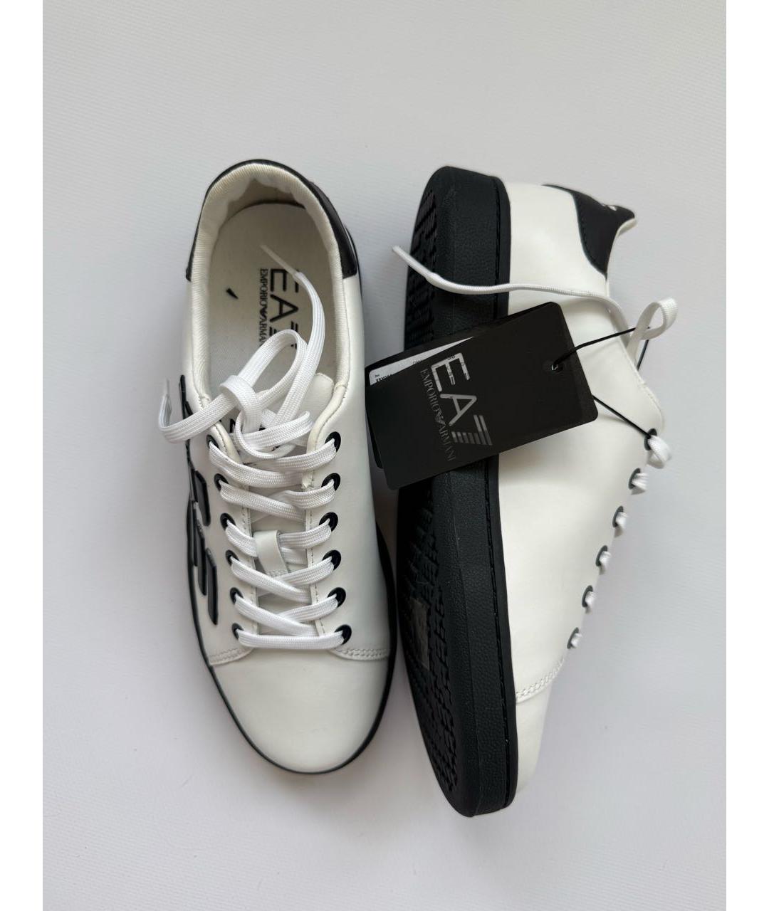 EMPORIO ARMANI Белые кроссовки из лакированной кожи, фото 4