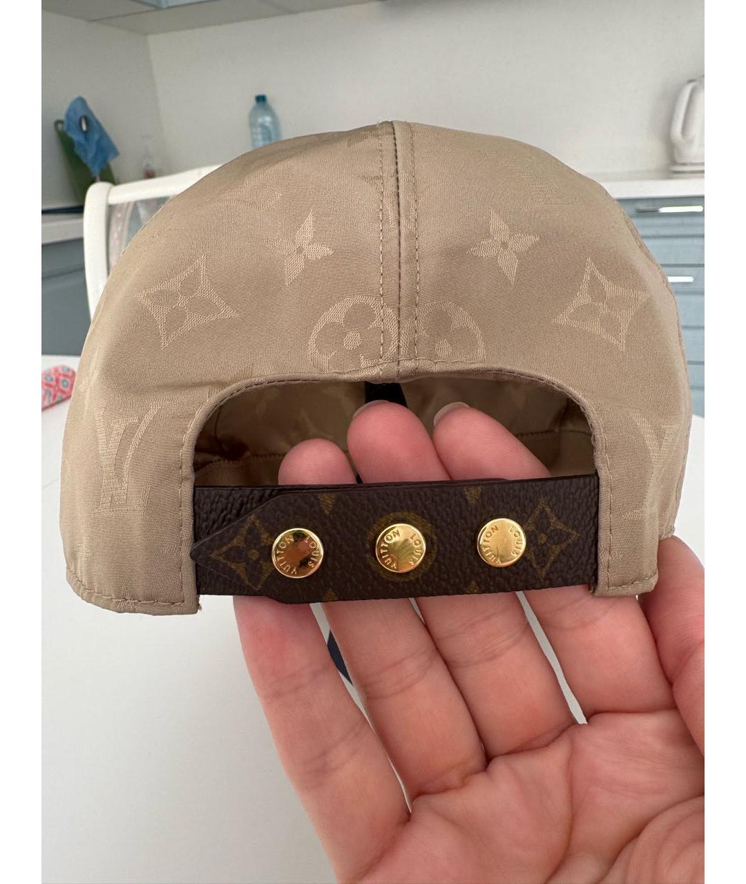 LOUIS VUITTON Бежевая кожаная кепка, фото 4