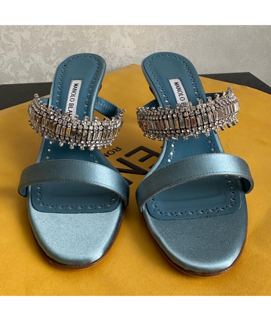MANOLO BLAHNIK Голубые текстильные мюли, фото 5